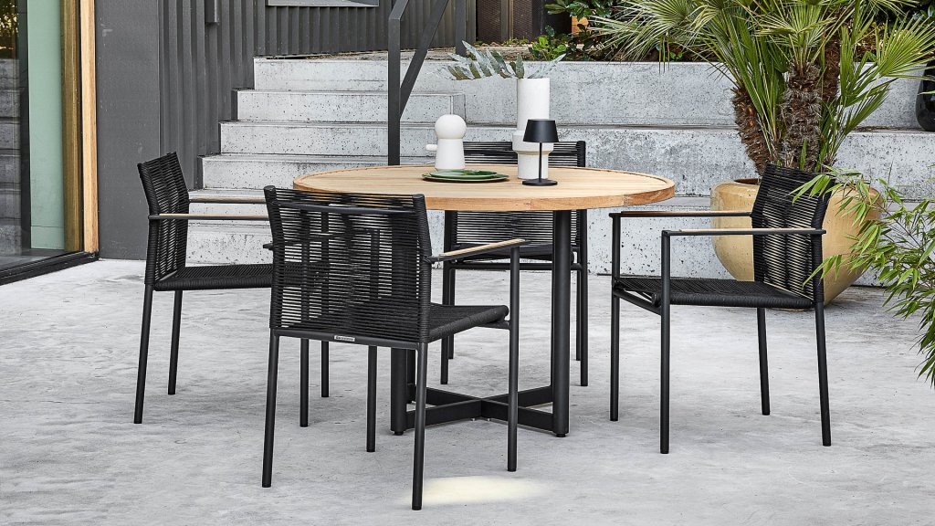 applebee jakarta dining black 